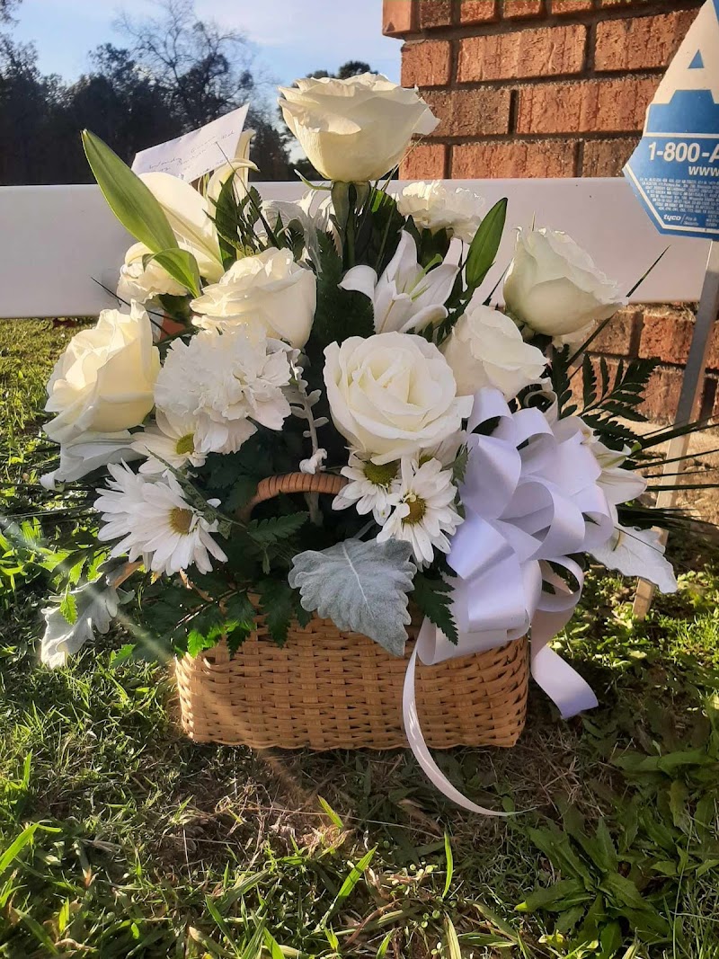 Graham's Flowers & Gifts florist in Union SC